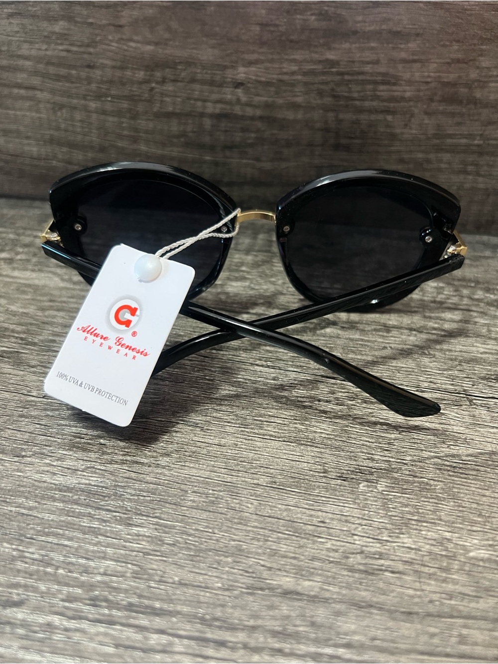 Sun glasses - Picture 6 of 7